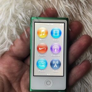 NEW IPod Nano 16GB